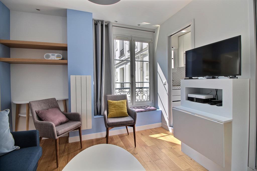 Hôtel Le Colisée Parigi Esterno foto